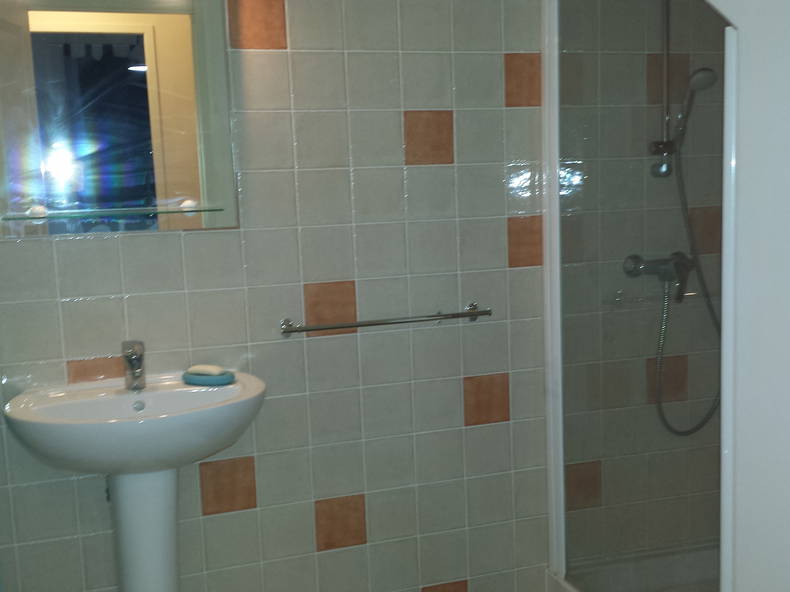 Homestay Peypin 89680-3