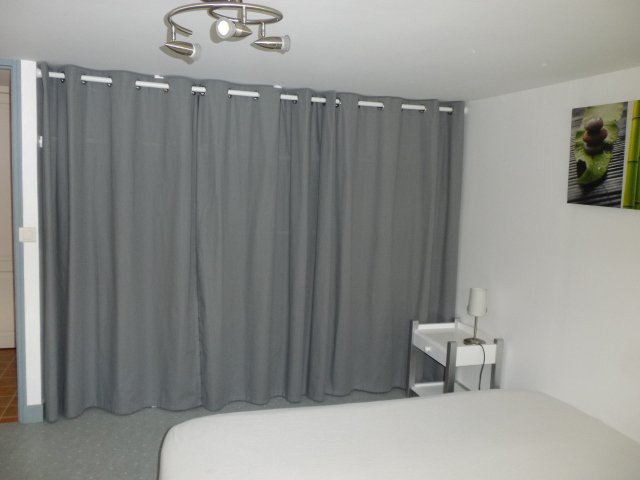 Homestay Angers 145600