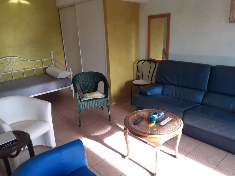 Homestay Sourcieux-les-Mines 240732-4