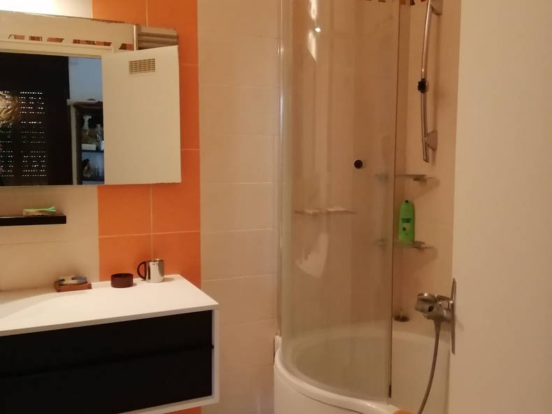 Homestay Stains 249167-5