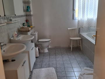 Room For Rent Villeneuve 250183