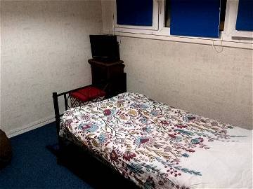 Room For Rent Villiers-Le-Bel 263004-1