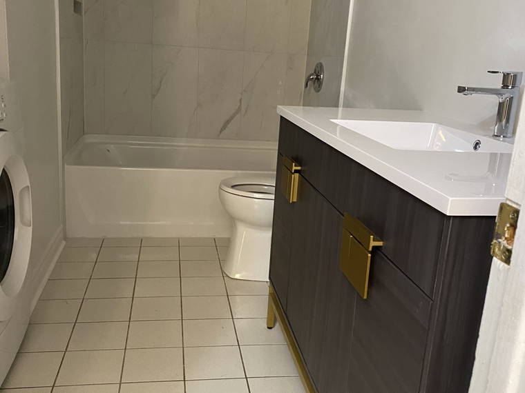 Colocación Montréal 396825