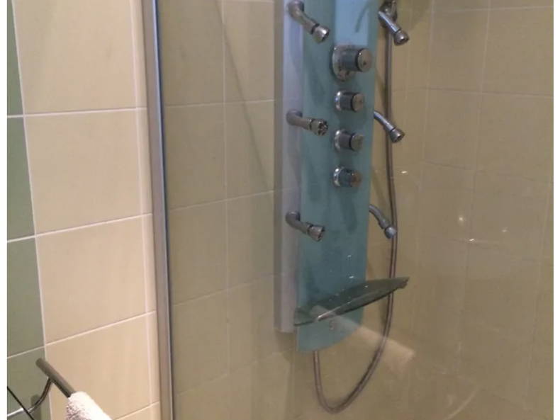 Homestay Lugrin 439038-3