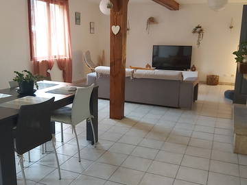 Chambre À Louer Pugey 478779