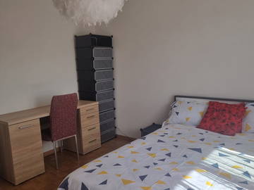 Homestay for rent in Morges - photo 24 : Bedroom-24