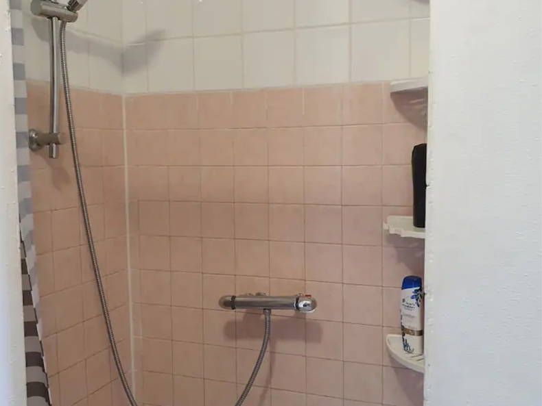 Homestay Pluvigner 660808-3