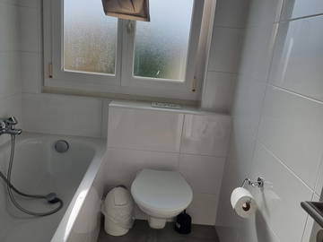 Chambre chez l'habitant à louer à Lonay - photo 42 : salle de bain-42