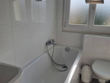 Chambre chez l'habitant à louer à Lonay - photo 37 : salle de bain-37