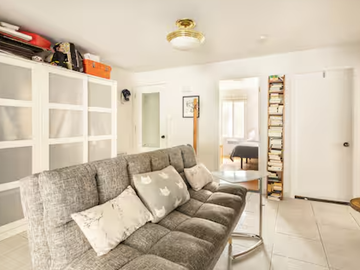 Chambre chez l'habitant à louer à Montréal - salon-2