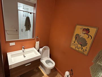 Unterkunft beim Gastgeber zur Miete in Montréal - Foto 5 : Badezimmer-5