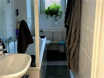 Unterkunft beim Gastgeber zur Miete in Genève - Foto 3 : Badezimmer-3