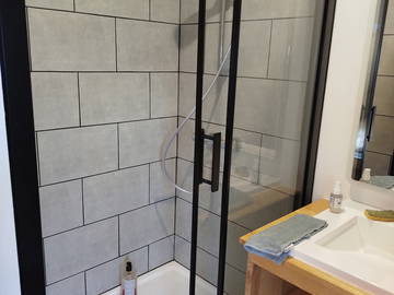 Homestay for rent in Plougastel-Daoulas - photo 3: Bathroom-3