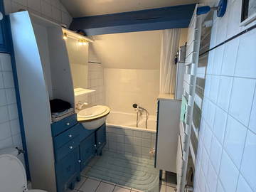 Chambre chez l'habitant à louer à Romainville - photo 3 : salle de bain-3