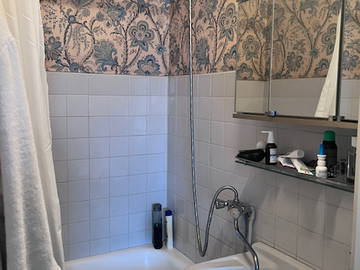 Chambre chez l'habitant à louer à Marseille - photo 7 : salle de bain-7