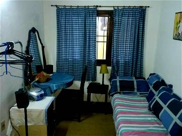 Room For Rent Asuncion 88612-1