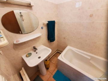 Homestay for rent in Briscous - photo 6: Bathroom-6