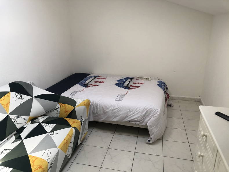 Chambre Chez L'habitant Cannes 248072-1