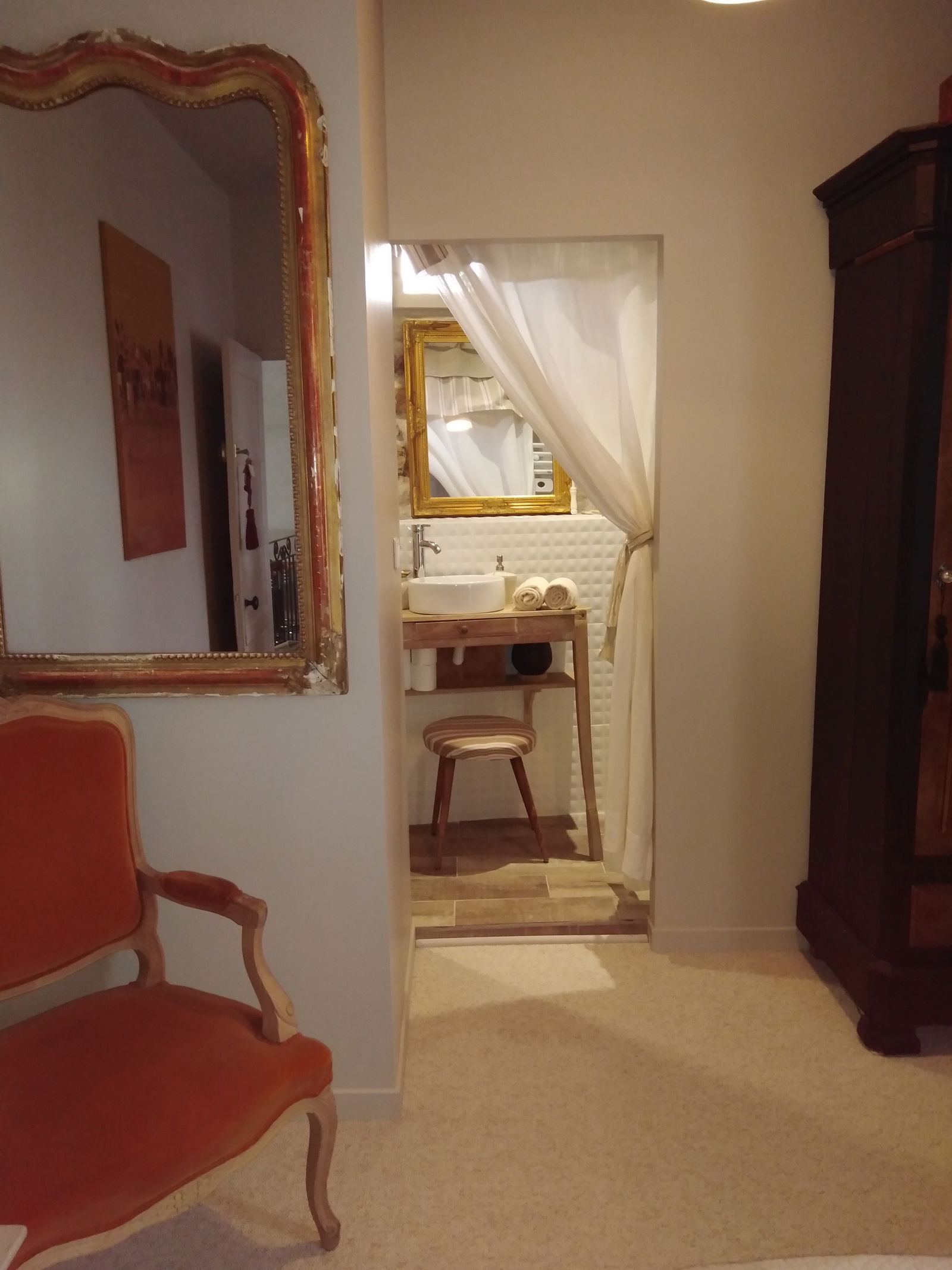 Chambre Chez L'habitant Cébazan 622274