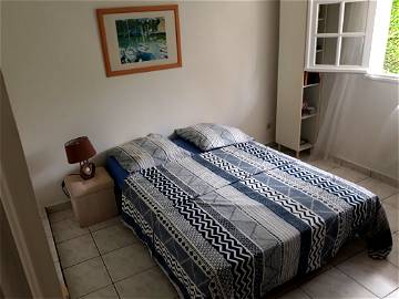 Roomlala | Chambre à Louer à Douville Sainte Anne Guadeloupe