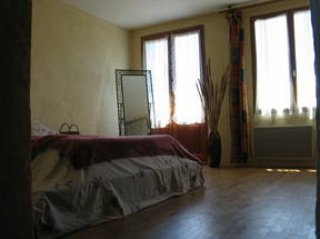 Room for rent in Embrun with locals