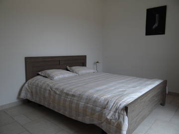 Room For Rent Le Puy-Sainte-Réparade 89087