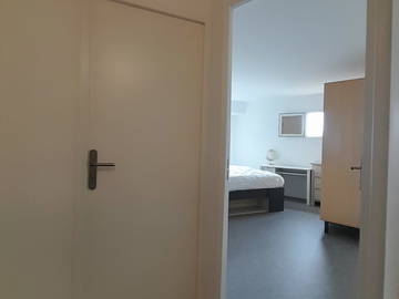 Chambre chez l'habitant à louer à Villefontaine - photo 3 : chambre-3