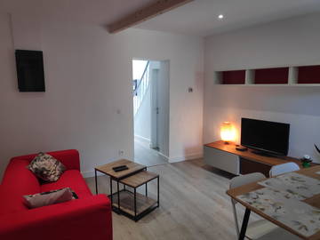 Shared housing for rent in Charleroi - photo 1: Other room-1