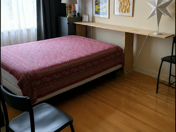 Shared accommodation à louer à Montréal - living room-6