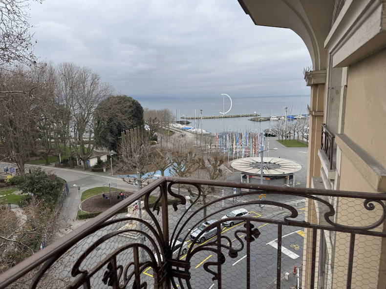 Colocation Lausanne 644264-4