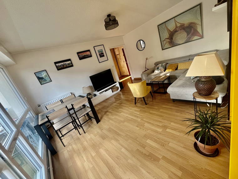 Colocación Pessac 589504