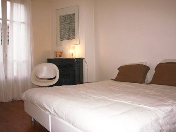 Kolokacja Puteaux 15692-1