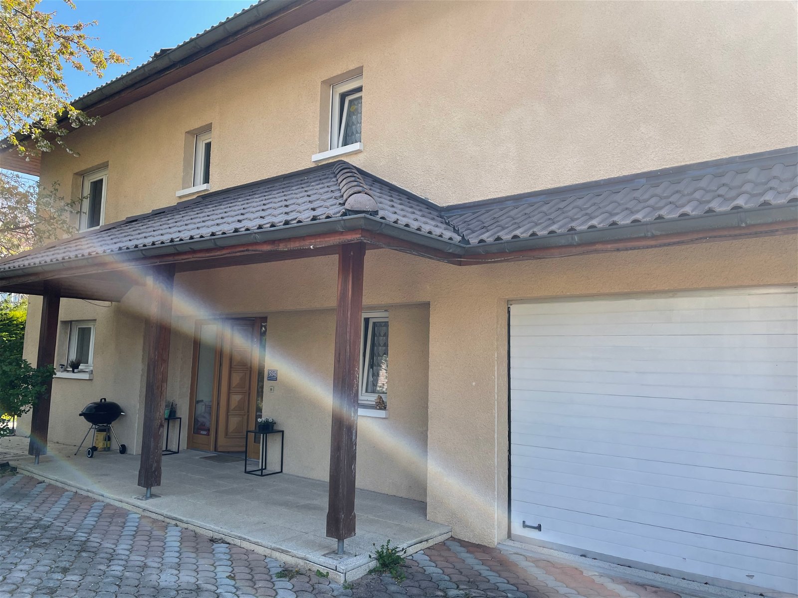 Hospedagem Em Casa De Família Ségny 252040