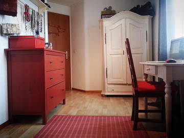 Room For Rent Montreux 38802