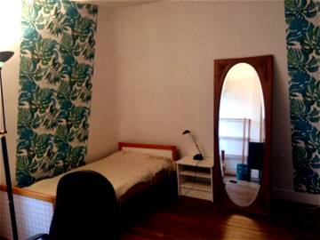 Private Room Lagny-Sur-Marne 49774-1