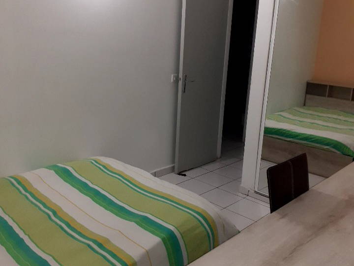 Quedarse En Casa Le Robert 630517-5