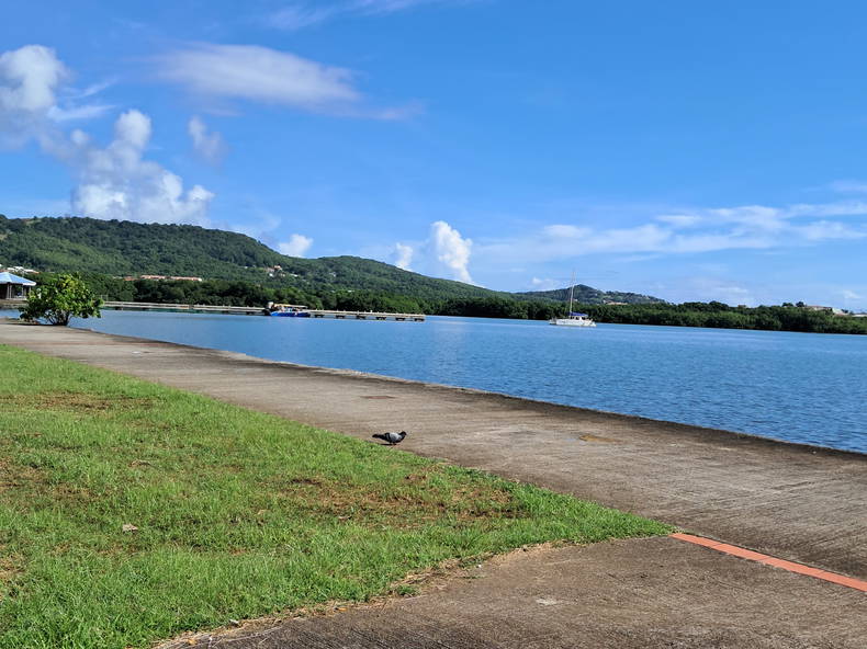 Quedarse En Casa Le Robert 630517-1