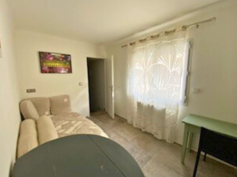 Chambre Chez L'habitant Nîmes 639799-4