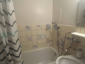 Chambre à louer avec vue sur lac pour vacanciers, étudiants