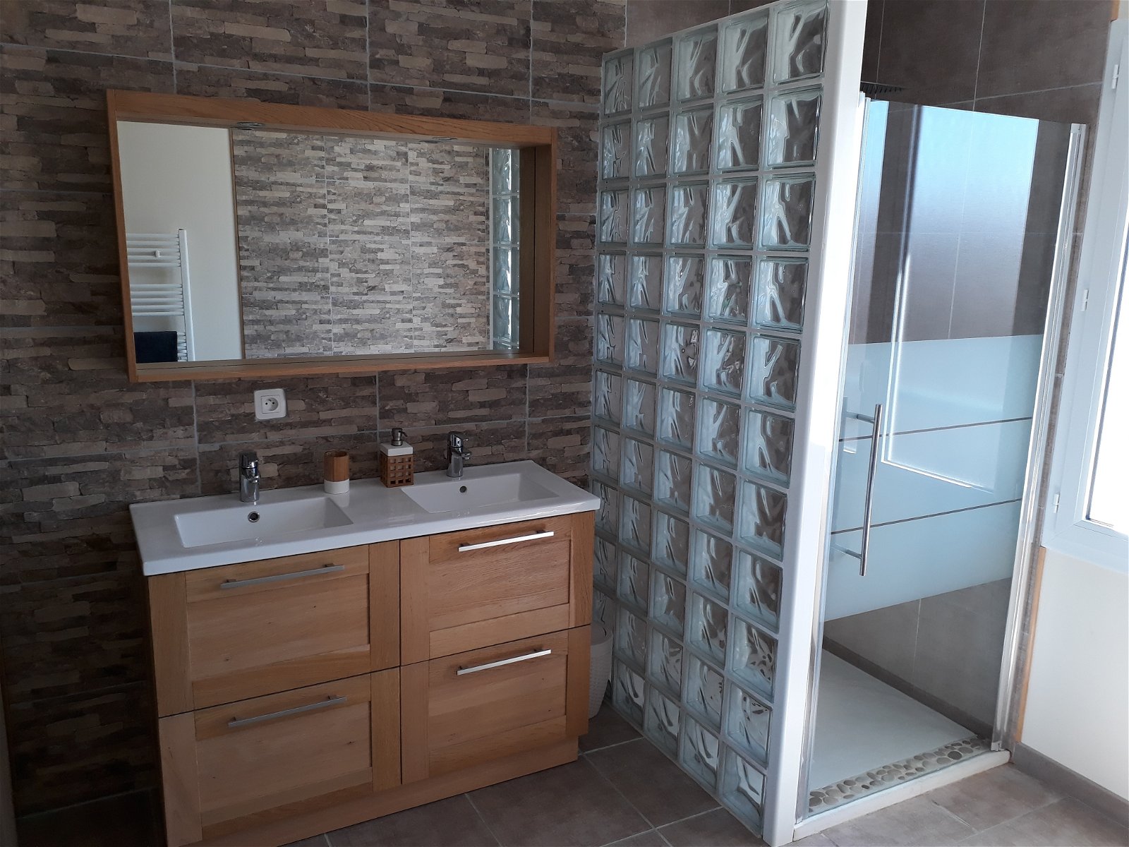 Hospedagem Em Casa De Família Vaulx-en-Velin 222375