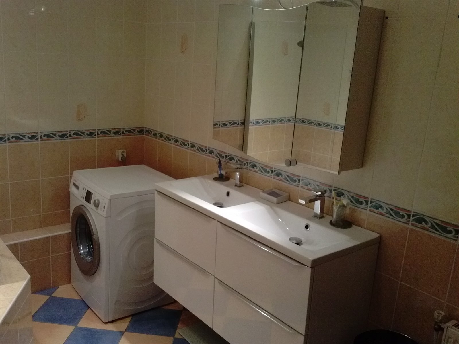 Onofhängeg Studio Thionville 32952