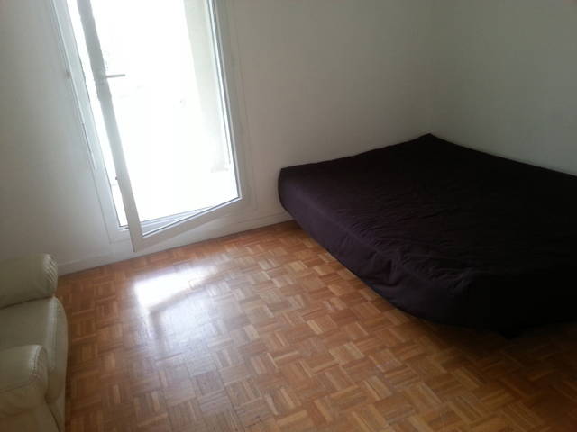 Quedarse En Casa Courbevoie 54463-4