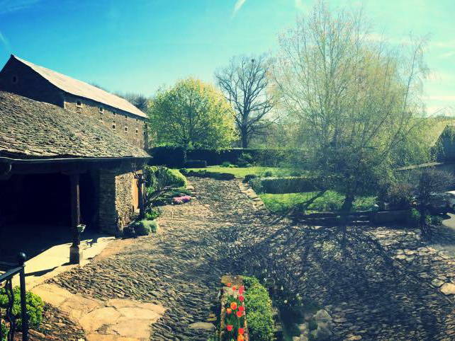 Quedarse En Casa Salles-Curan 75978-1