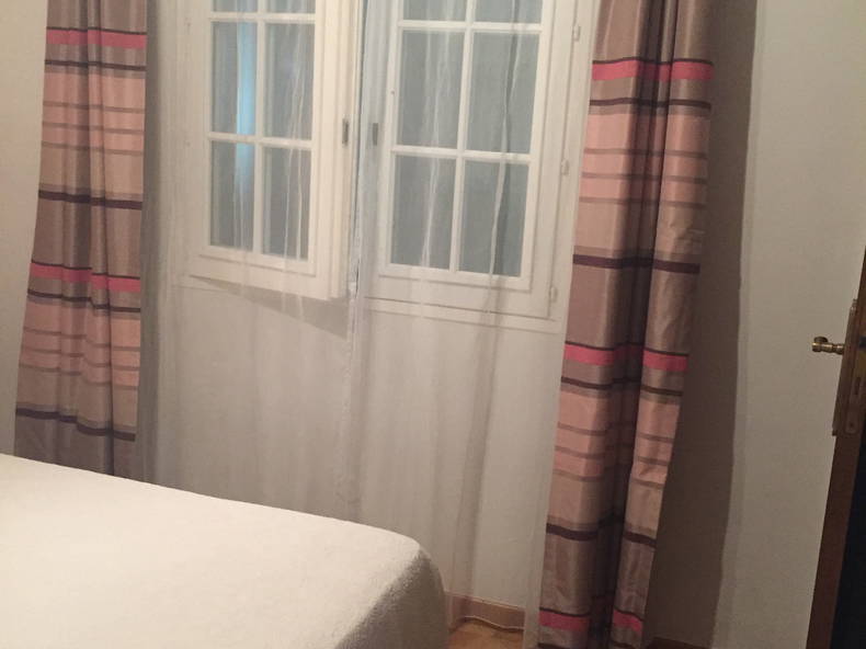 Chambre Chez L'habitant Milhaud 100933-2