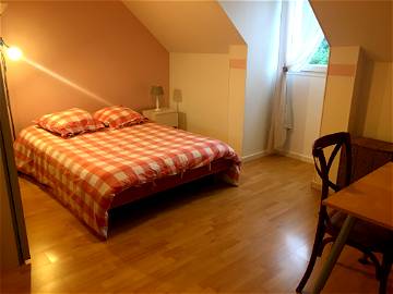Private Room Magny-Les-Hameaux 208445-1