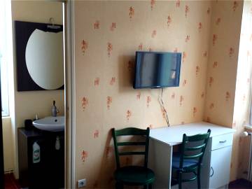 Private Room Le Creusot 250502-1