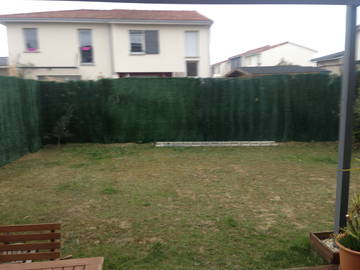 Chambre à louer chez l'habitant dans maison avec jardin