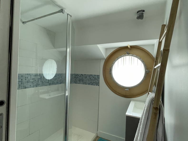 Quedarse En Casa Bordeaux 484094-4