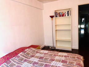 Room For Rent In Comfortable Apartment (For Women)