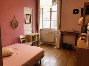 Chambre à louer dans appartement familial ( plus d'enfants)